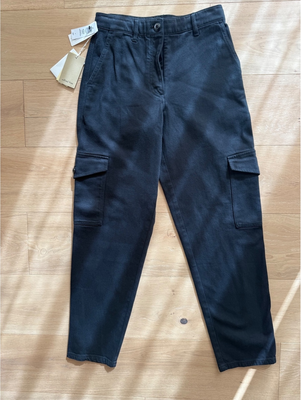 Aritzia Wilfred Free Modern Cargo Pant GD Black Size 6 NWT High Rise